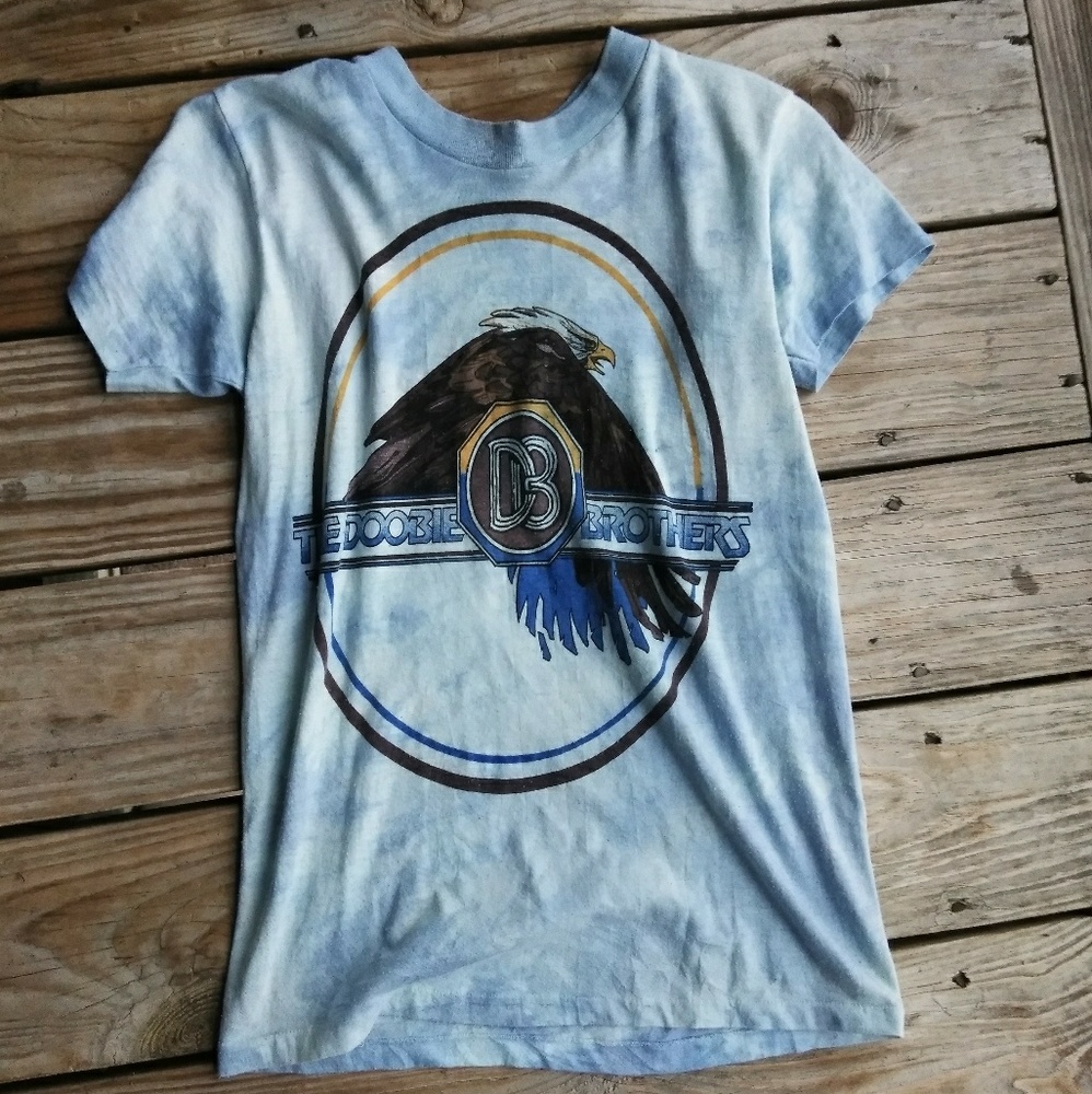 Doobie Brothers Light Blue Tee sz Small